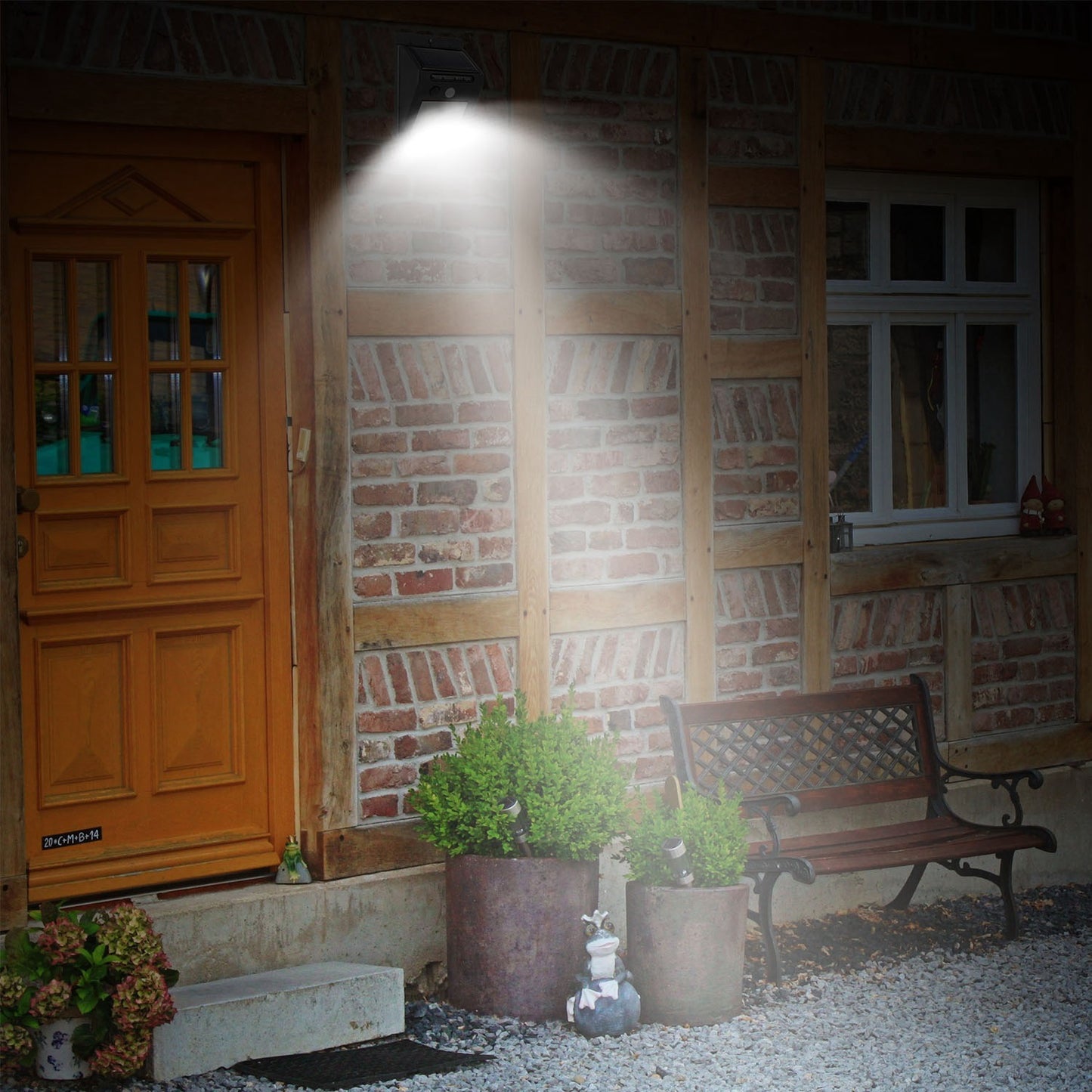 1Pc Solar Light 20 LEDs Outdoor PIR Motion Sensor Lights IP65 Waterproof 120 Degree Sensing Wide Angle Lighting For Garage Front Door Garden Pathway